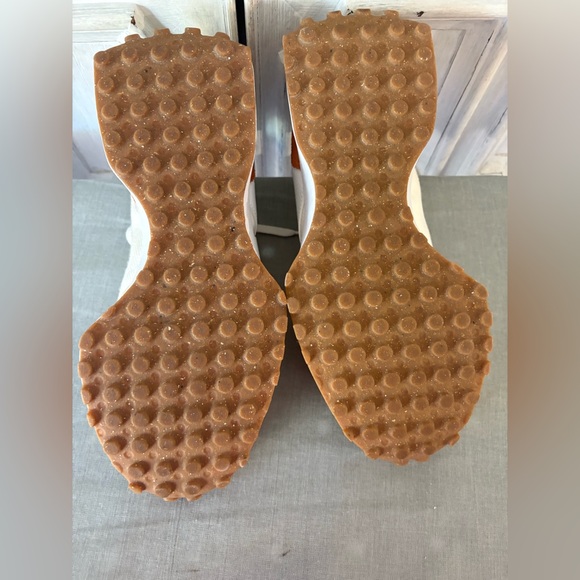 New Balance 327 Sneaker Sea Salt/Rust Oxide Suede NWOT Size 10 Women’s - Picture 8 of 14